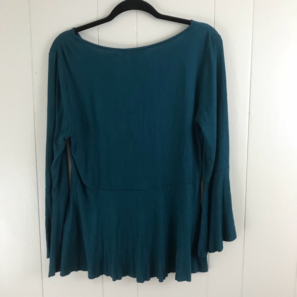 Lucky Brand boho bell sleeve top - Picture 2 of 7